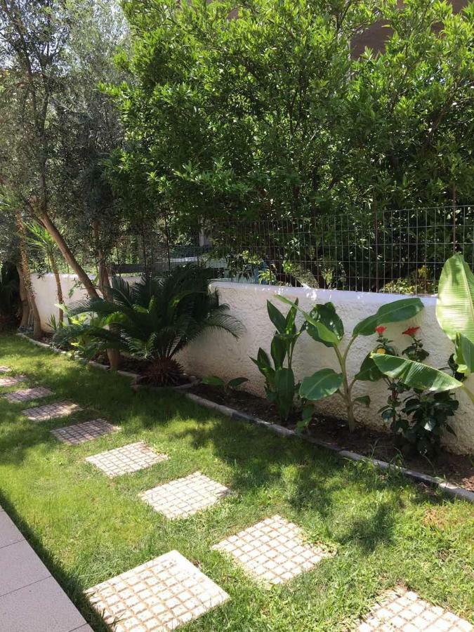 Irina House Pefkohori Apartamento Exterior foto